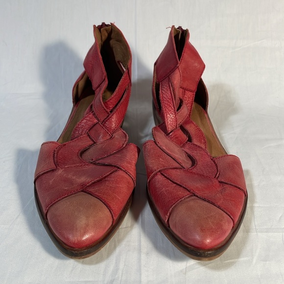 Free People Wanderlust Woven Red Leather Flats Point Toe Shoes - Picture 2 of 16